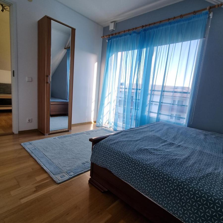 Juuli Apartament Kuressaare Exterior photo